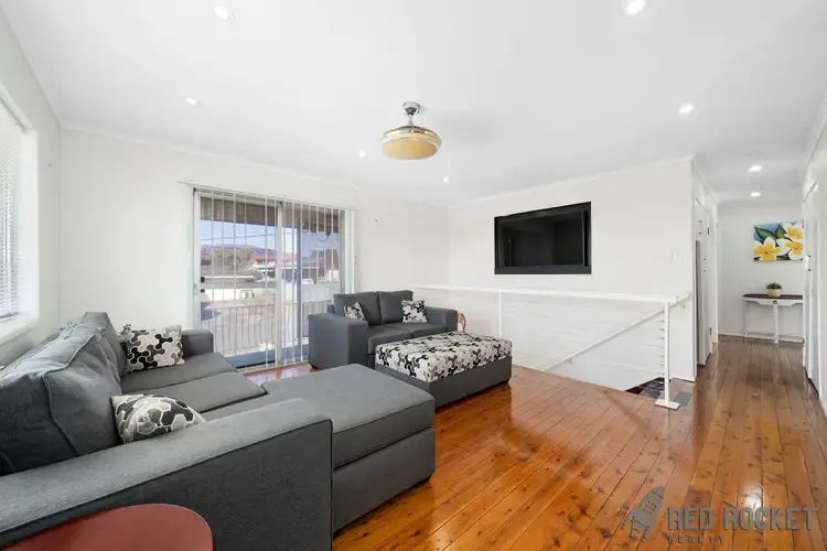 4 Woodlands Drive