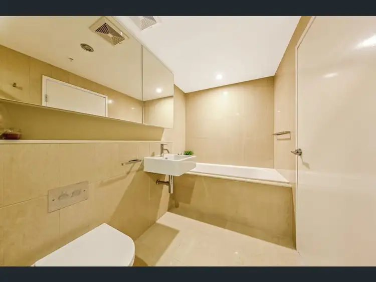 Sixth view of Homely apartment listing, 4046/37C Harbour Road, Hamilton QLD 4007