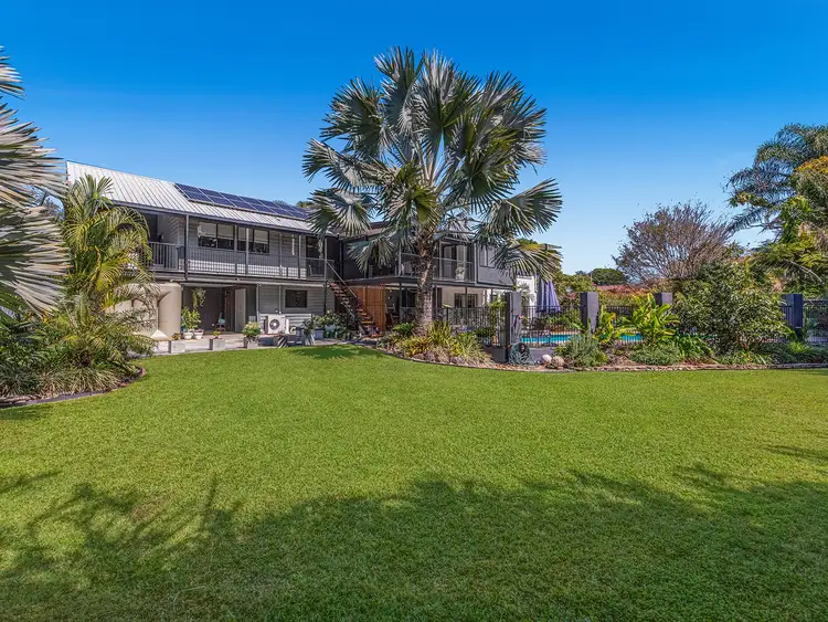 9 Palm Ave, Holland Park West QLD 4121