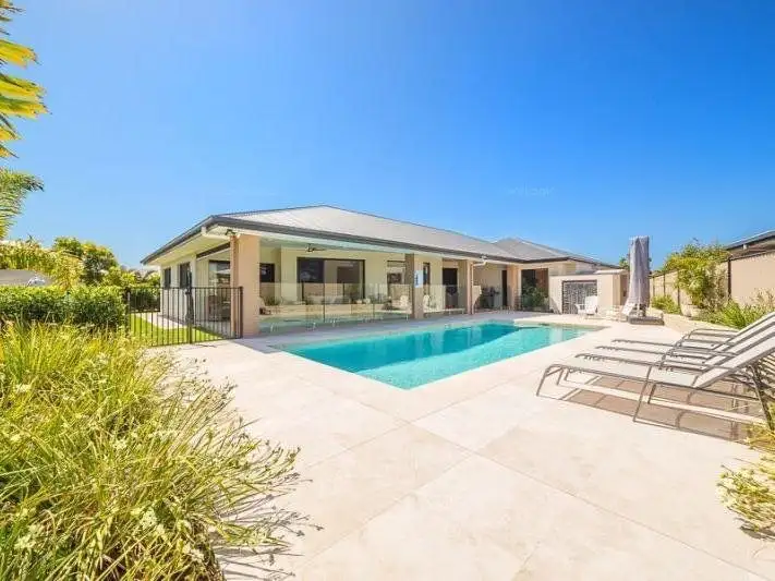 7 Rivercherry Avenue, Banksia Beach QLD 4507
