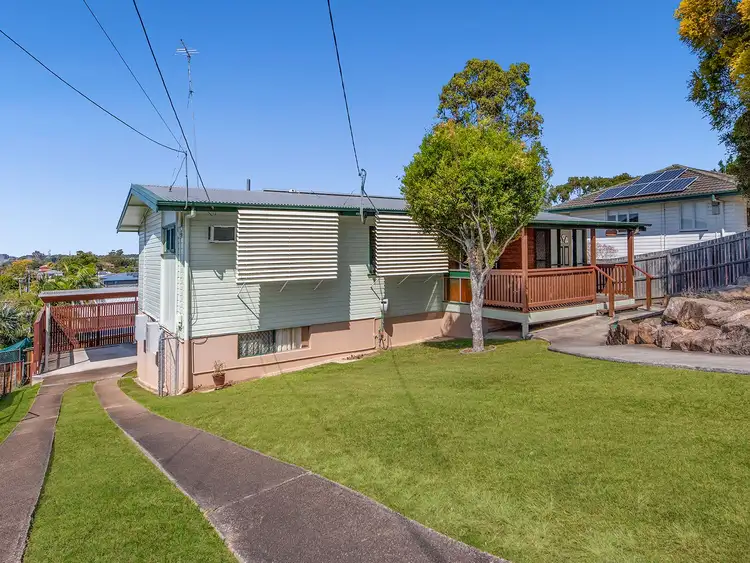 75 Mingera St, Mansfield QLD 4122