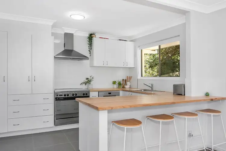 38 Forrest Avenue, Molendinar QLD 4214