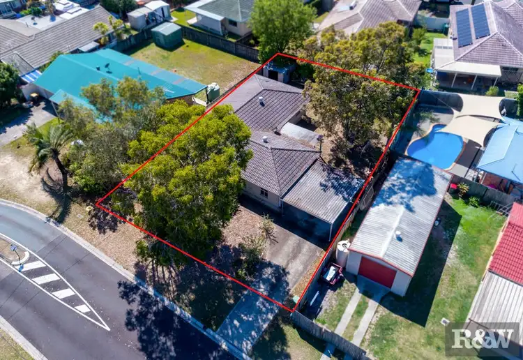4 Manse Street, Caboolture QLD 4510