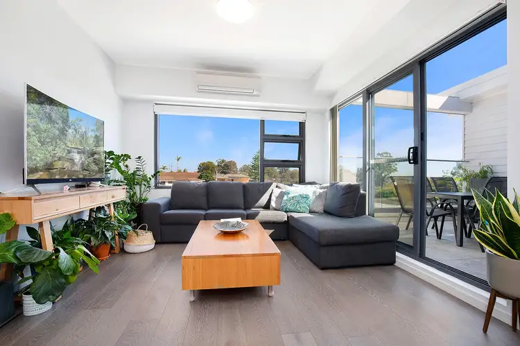 192 Caroline Chisholm Drive