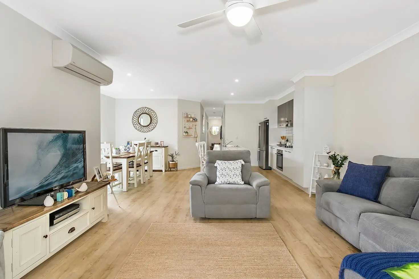 Main view of Homely house listing, 2/15 Sapphire Place, Elanora QLD 4221