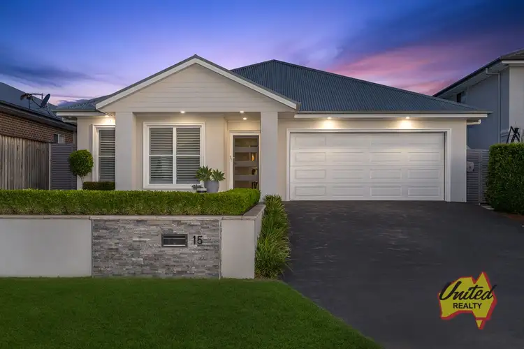 15 Dengate Close, Elderslie NSW 2570