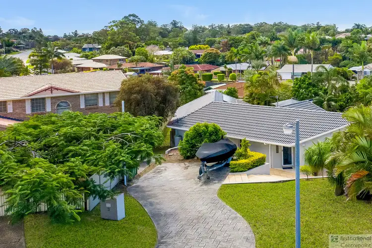 3 Woodshire Court, Carrara QLD 4211