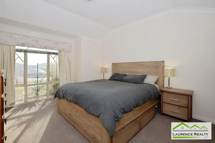 Sixth view of Homely house listing, 5 Ava Court, Quinns Rocks WA 6030