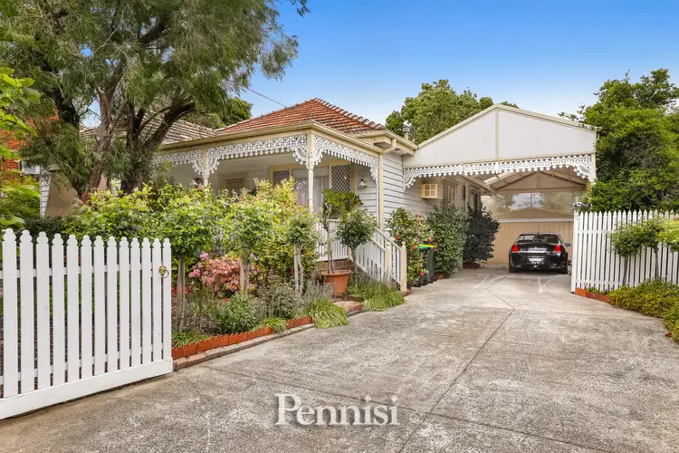 5 Hampton Road, Essendon West VIC 3040