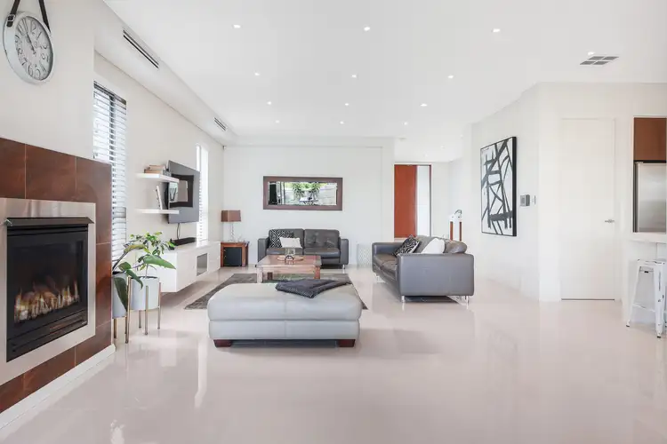 Fourth view of Homely house listing, 1 Redin Place, Connells Point NSW 2221