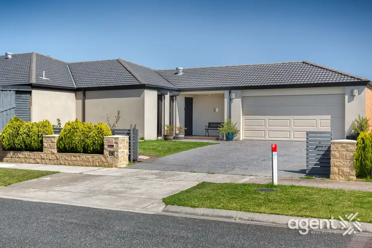 Main view of Homely house listing, 39 Belvedere Drive, Pakenham VIC 3810
