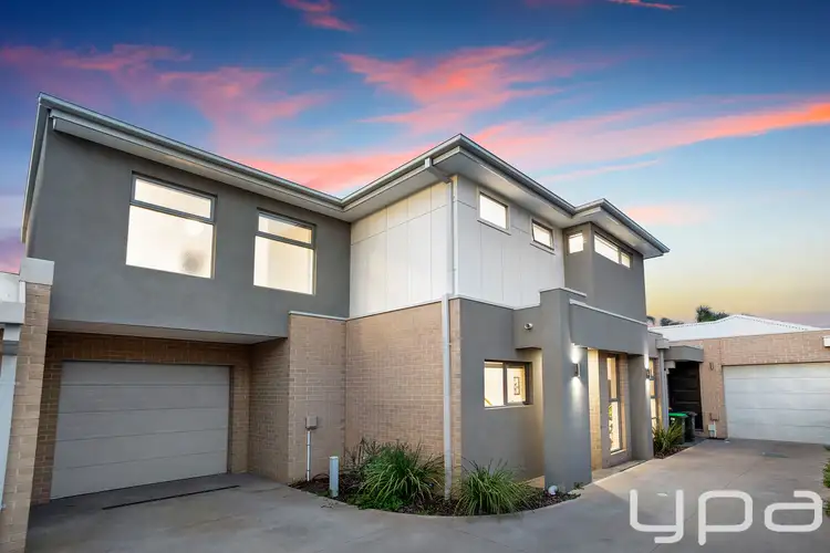 2/8 Maidstone Street, Altona VIC 3018