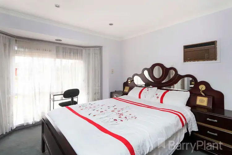 Fifth view of Homely unit listing, 2/50 Meadowbank Dr, Sunshine North VIC 3020