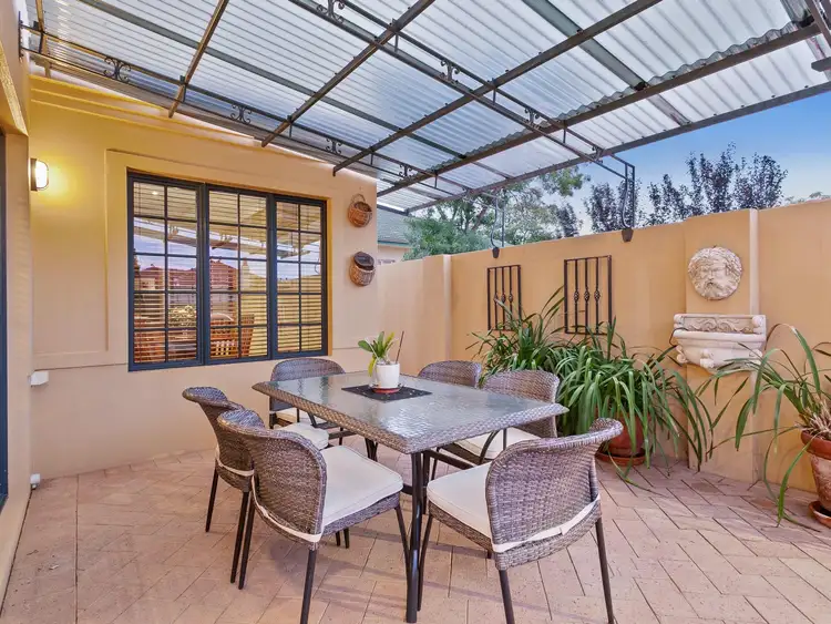 18 Farr Avenue, North Perth WA 6006