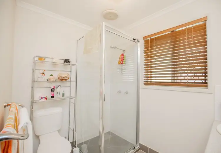 Seventh view of Homely unit listing, 2/28 Sunset Drive, Thabeban QLD 4670