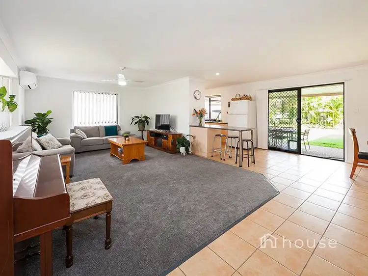 Sixth view of Homely house listing, 4 Dunne Court, Meadowbrook QLD 4131