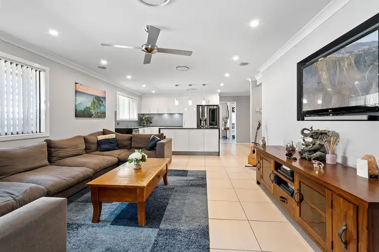 21 Garnett Street, Slacks Creek QLD 4127