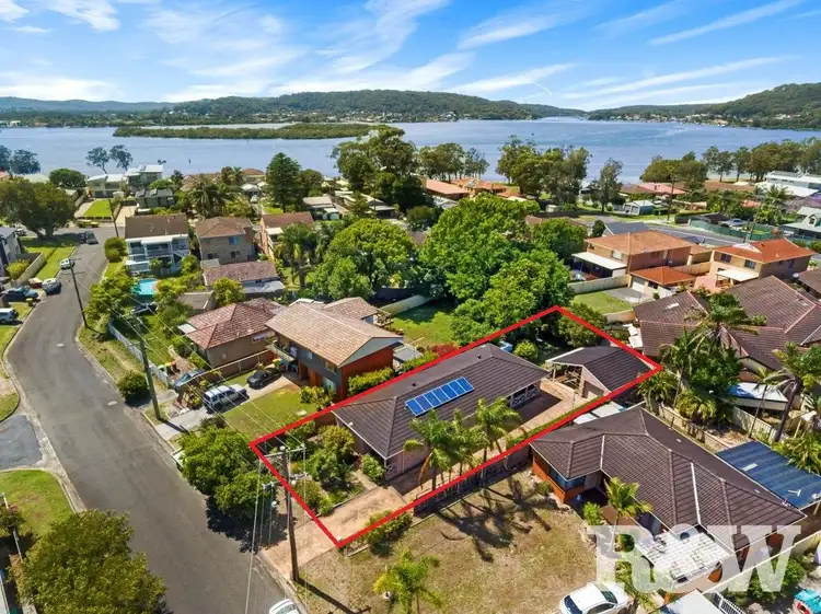 61 Robin Crescent, Woy Woy NSW 2256