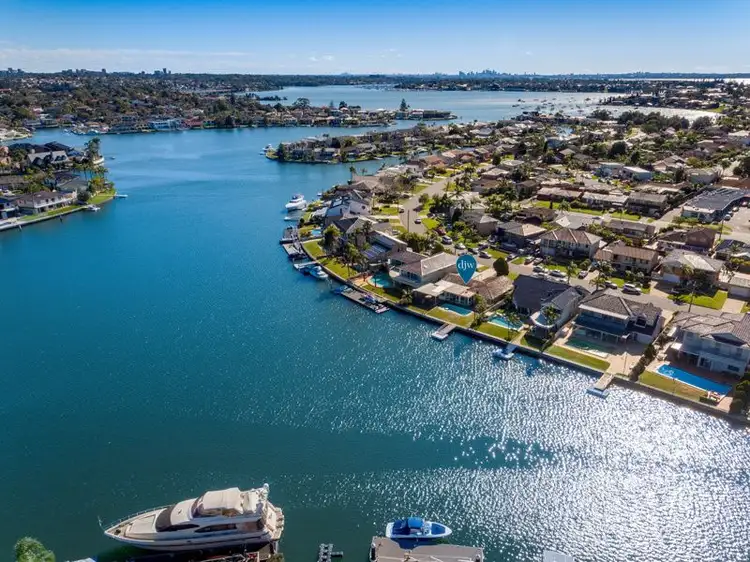 15 Hawkesbury Esplanade, sylvania waters NSW 2224