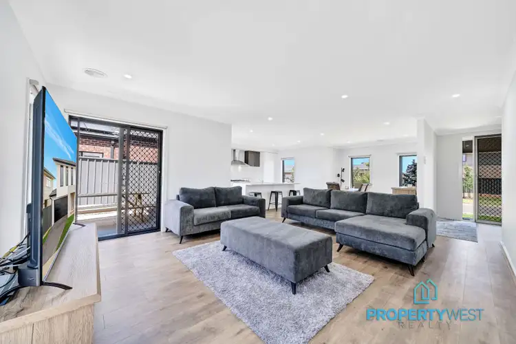 Fifth view of Homely house listing, 28 Wimbledon Boulevard, Strathtulloh VIC 3338