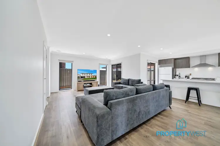 Sixth view of Homely house listing, 28 Wimbledon Boulevard, Strathtulloh VIC 3338