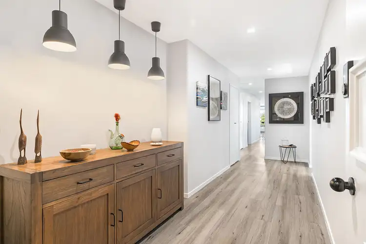 Third view of Homely apartment listing, 6/82 Macquarie Street, St Lucia QLD 4067