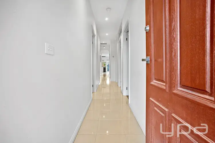 Sixth view of Homely house listing, 1 Hinkley Place, Werribee VIC 3030