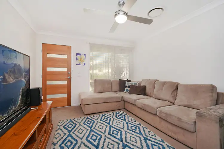 Second view of Homely semi-detached listing, 1/33 Arnold Crescent, Thornton NSW 2322