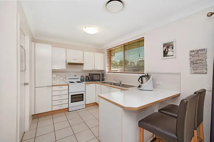 Third view of Homely semi-detached listing, 1/33 Arnold Crescent, Thornton NSW 2322