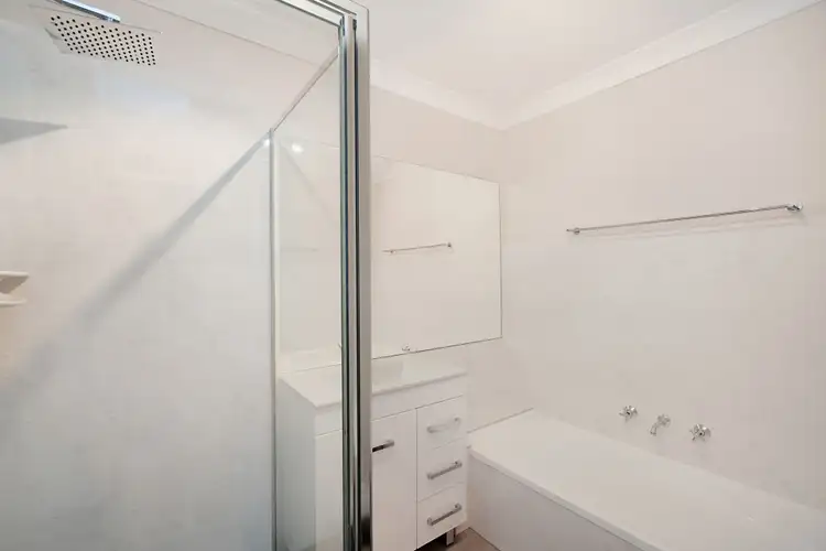 Sixth view of Homely semi-detached listing, 1/33 Arnold Crescent, Thornton NSW 2322