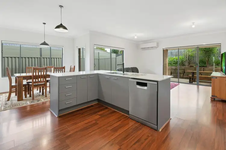 9 Sunrise Court, Merrimac QLD 4226