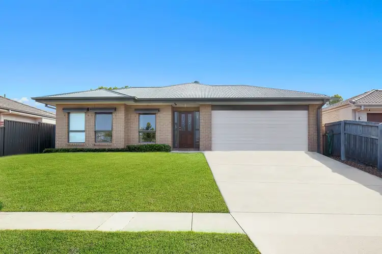Second view of Homely house listing, 9 Sunrise Court, Merrimac QLD 4226
