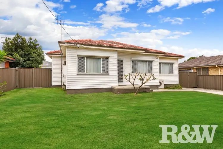 39 Melba Road, Woy Woy NSW 2256