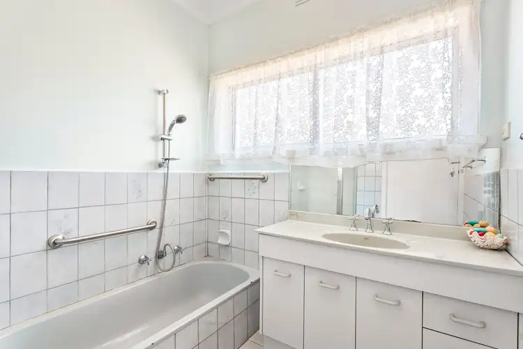 Sixth view of Homely house listing, 546 Buckley Street, Keilor East VIC 3033