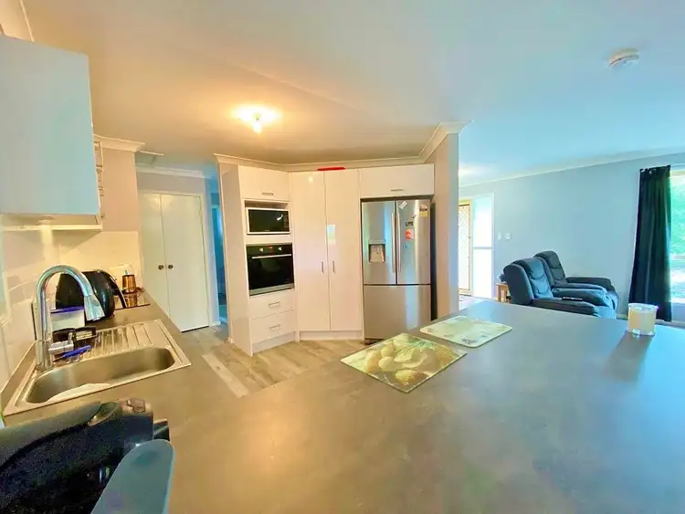 Sixth view of Homely house listing, 2 Coot Place, Laidley Heights QLD 4341
