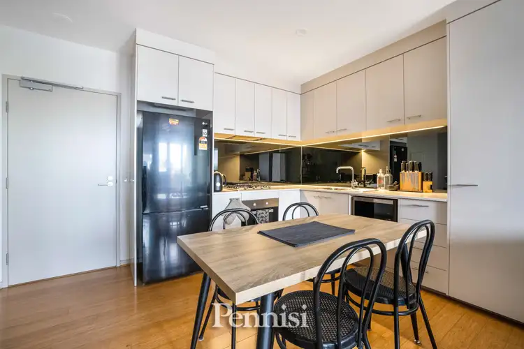 202/316 Pascoe Vale Road, Essendon VIC 3040