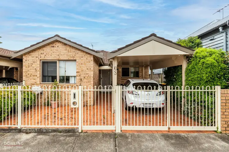 3/10 Crompton Street, Hamilton NSW 2303