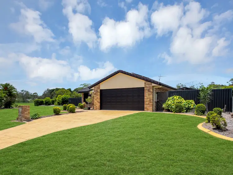 Seventh view of Homely house listing, 2 Seahorse Circuit, Dundowran Beach QLD 4655