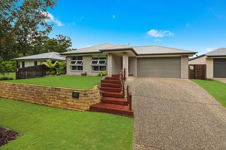 21 Eumeralla Crescent, Landsborough QLD 4550