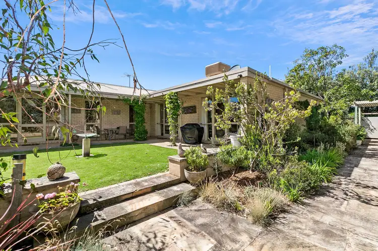 1/12 Hitchcock Avenue, Barwon Heads VIC 3227