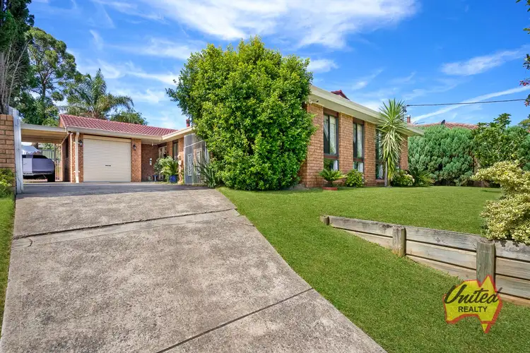 11 Cedar Place, The Oaks NSW 2570