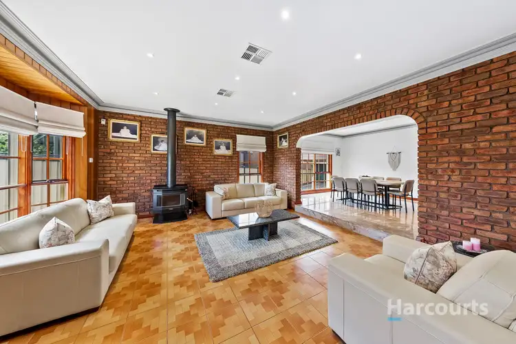 Second view of Homely house listing, 6 Gottard Court, Keilor Downs VIC 3038