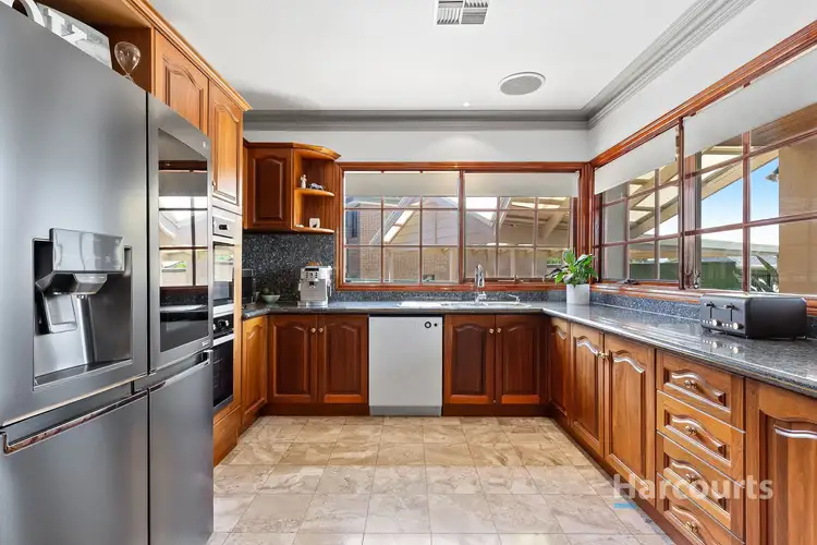 Fifth view of Homely house listing, 6 Gottard Court, Keilor Downs VIC 3038