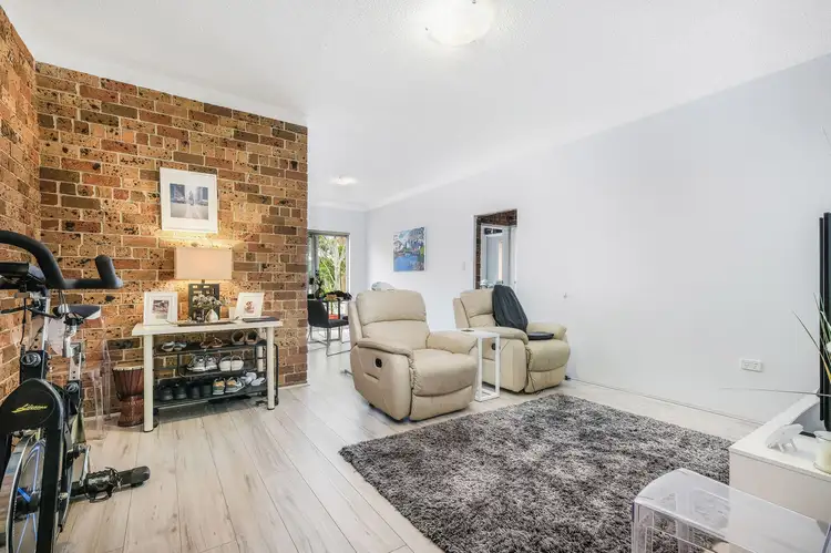 Main view of Homely apartment listing, 10/6-8 Taylor Street, Kogarah NSW 2217