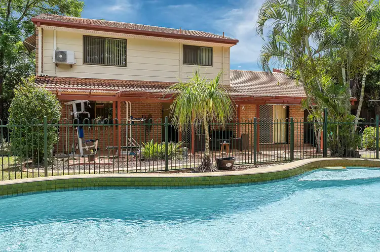 27 Shortland Street, Springwood QLD 4127