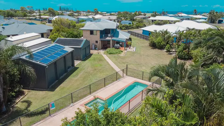 22 Neptune Street, Burnett Heads QLD 4670