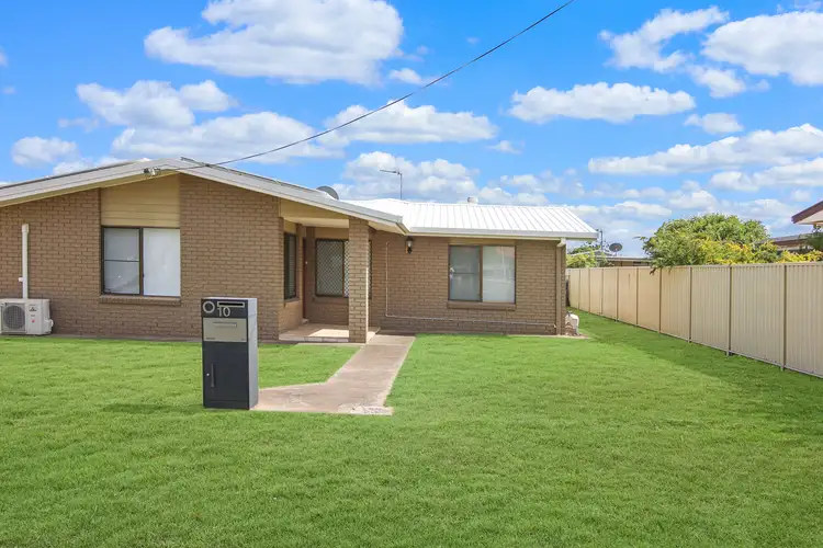 10 Edward Street, Urangan QLD 4655