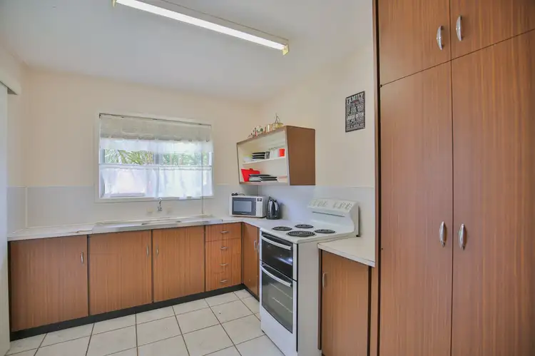 Fourth view of Homely house listing, 32 Glenview Cres, Avoca QLD 4670