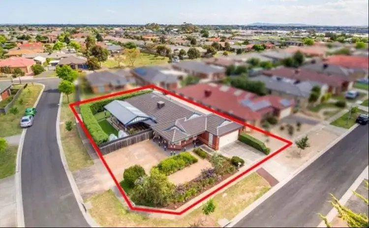 Main view of Homely house listing, 32 Toulouse Crescent, Hoppers Crossing VIC 3029