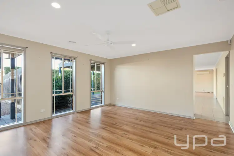 Fifth view of Homely house listing, 32 Toulouse Crescent, Hoppers Crossing VIC 3029